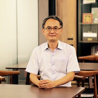 Professor Chun-Wei Lo